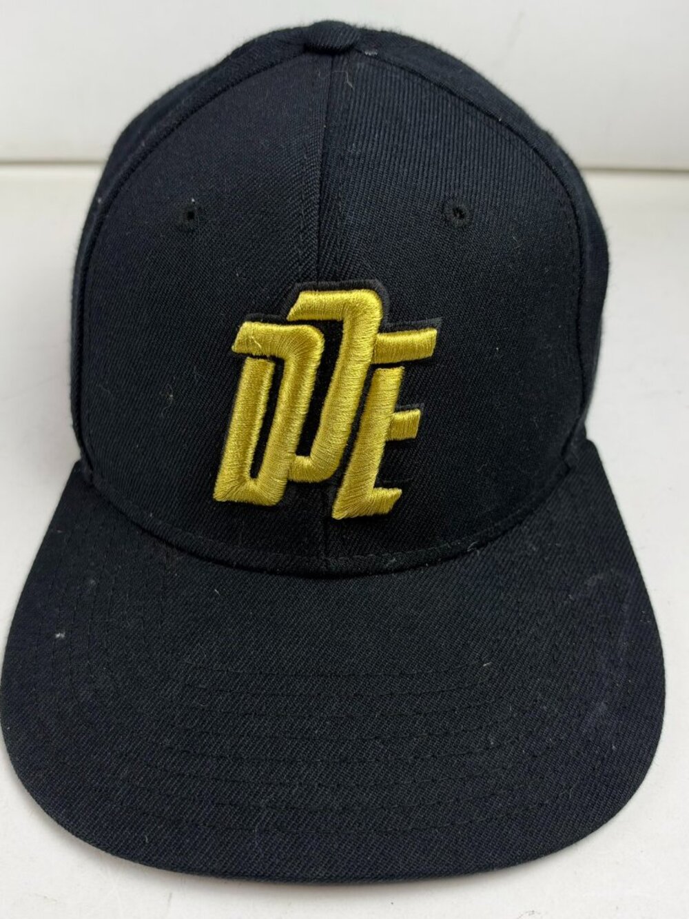 OTTO Snapback Hat Cap Black Gold Embroidered DDE Flat Brim Mens OSFM Flaw Stain